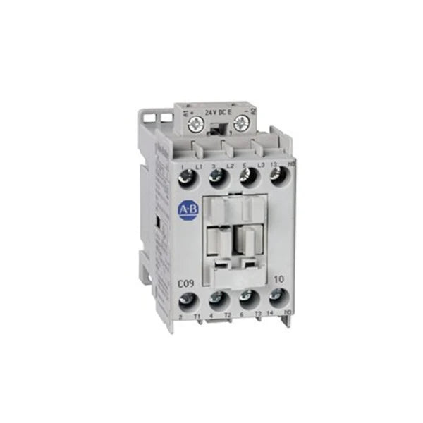 9A IEC contactor, 3-pole, 24V DC coil, 600V AC rated, screw terminals, compact motor starter.