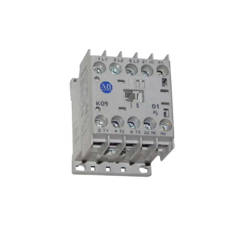 Allen-Bradley 100-K09DJ01 mini contactor, 9A, 3-pole, 24V DC coil, 1 N.O. auxiliary, IEC, DIN mount