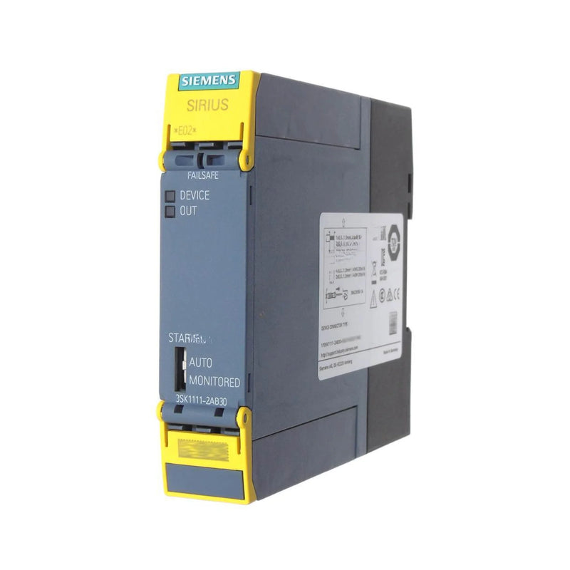 Siemens 3SK1111-2AB30 safety relay, 2NO + 1NC, 24V DC, Category 4, SIL 3, PL e, screw terminals, for industrial safety systems.