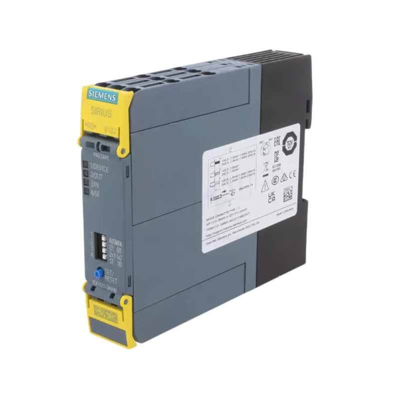 Siemens 3SK1121-2AB40 SIRIUS safety relay, 24V DC, 3 NO + 1 NC, 1/2-channel input, DIN rail, IP20, for emergency stop and guard monitoring.