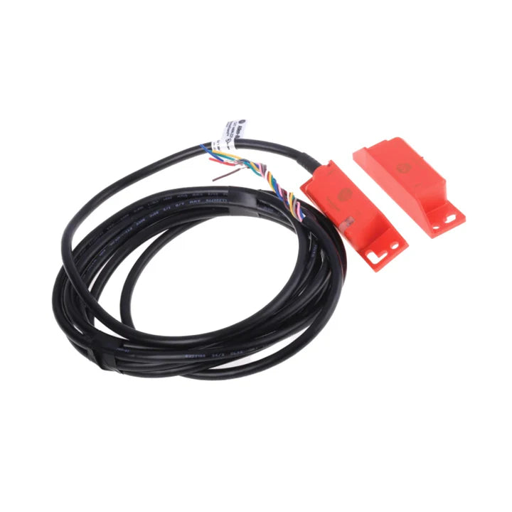 Allen-Bradley 440N-Z21SS2AN RFID safety switch, Type 4, stainless steel, 2 N.C. outputs, IP69K, 10-30V DC