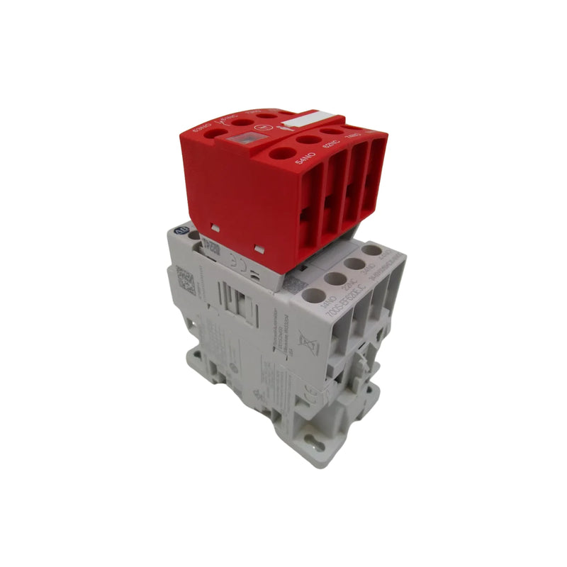 Allen-Bradley 700S-EF620EJC safety relay, 24V DC coil, 4 NO / 2 NC contacts, hermetically sealed, DIN rail mount
