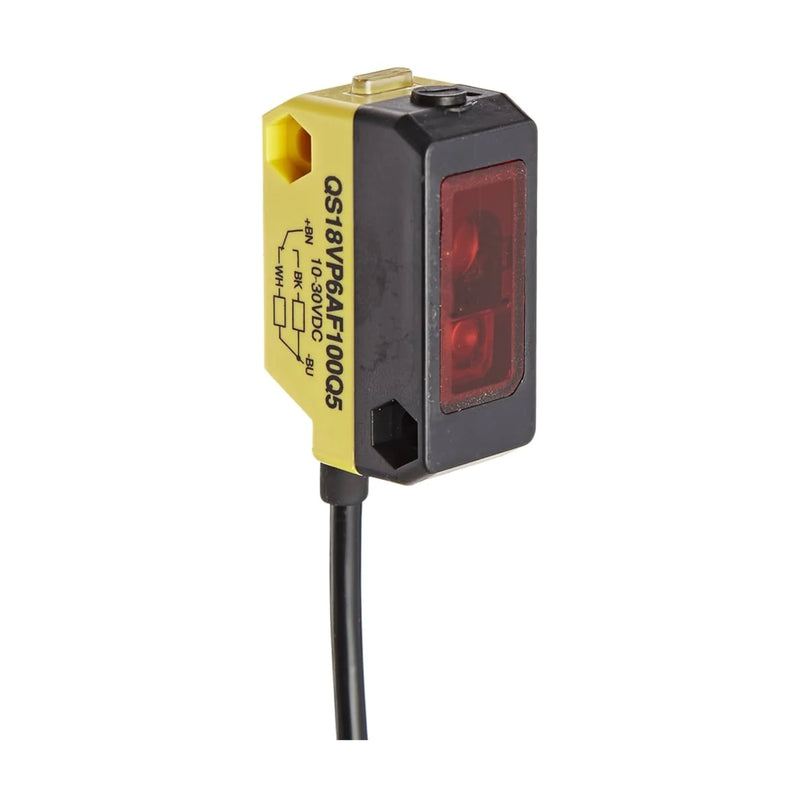QS18VP6AF100Q5 sensor with PNP output and IP67 housing for object detection in industrial settings.